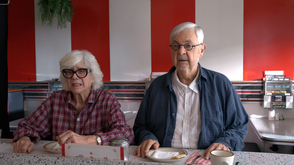 Denise Filiatrault et Michel Tremblay dans "Nos belles-soeurs" de René Richard Cyr (Cinémaginaire - TVA Films)